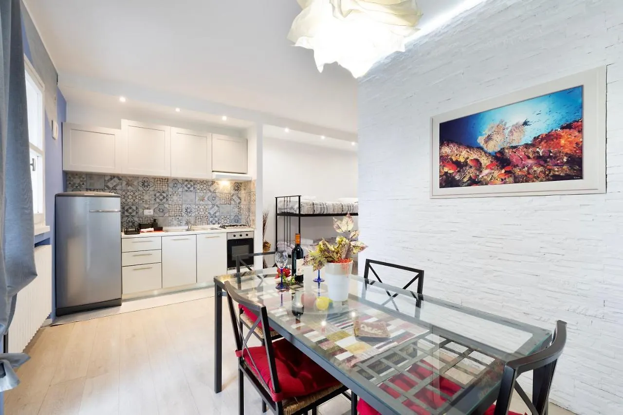 Loft9 Incantevole Vista Mare Con Giardino location